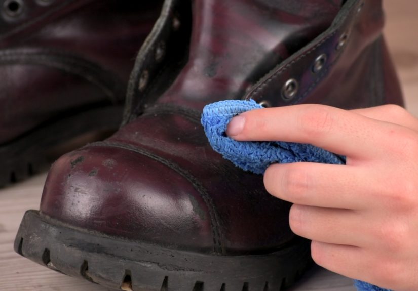 3 Ways to Clean Leather Shoes