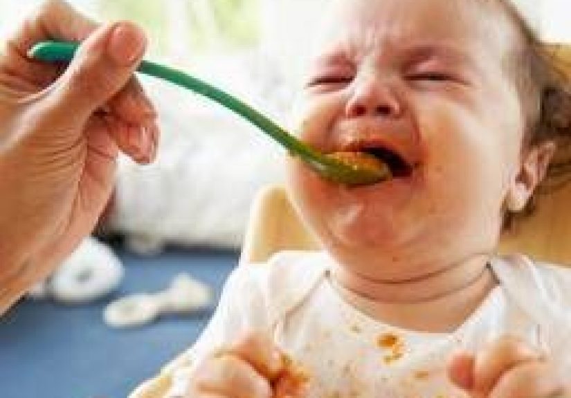 Acid reflux in infants: Causes, symptoms, and treatment