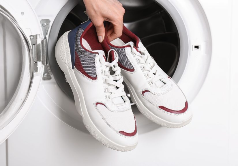 How to Wash Shoes in the Washing Machine (Without Damage)
