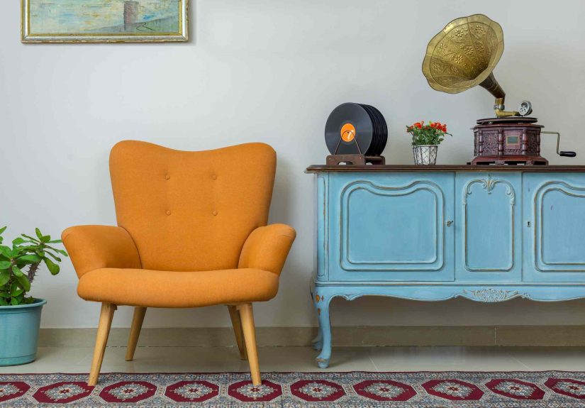 Not All “Vintage” Decor Feels Authentic, Designers Say  These Trends Are Proof