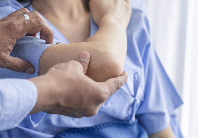 Osteochondritis dissecans: Causes, symptoms, and treatment