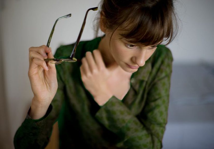 Psoriasis and stress: The relationship and how to break the cycle