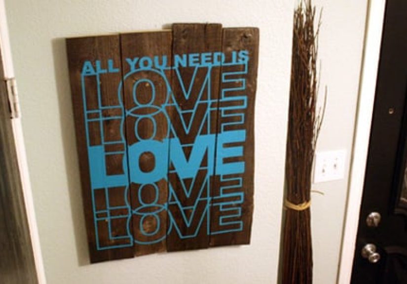 Rustic Vinyl Wall Decal Art Tutorial