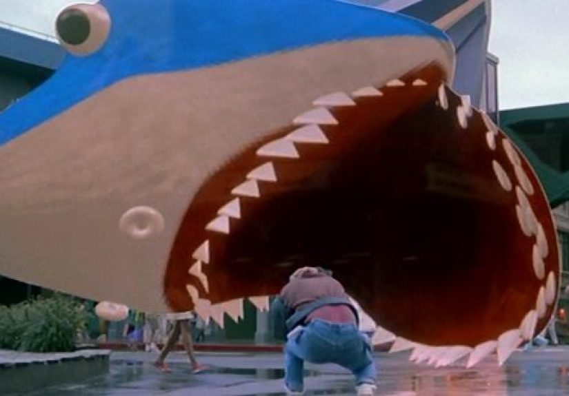 10 Movie Graphics That Looked Cool But Are Now Laughable