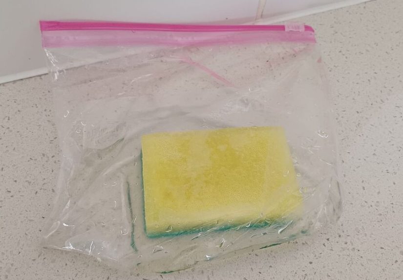 4 Clever Ways to Use Sponges in the Kitchen for Easy Cleaning