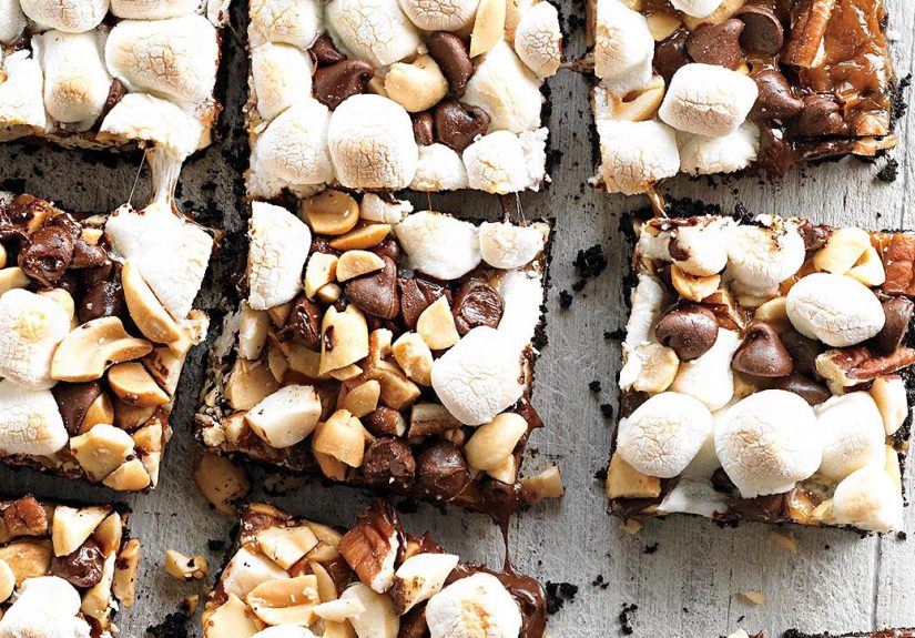 Chocolaty Caramel-Nut S'more Bars Recipe