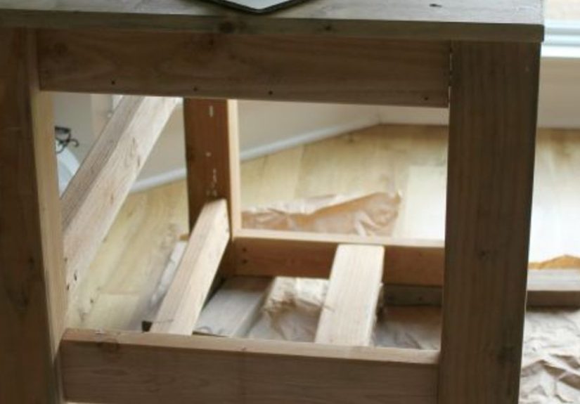 DIY Farmhouse Kitchen Island
