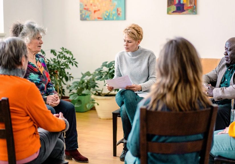 Finding Psoriatic Arthritis Support: Online Groups, Family, and More