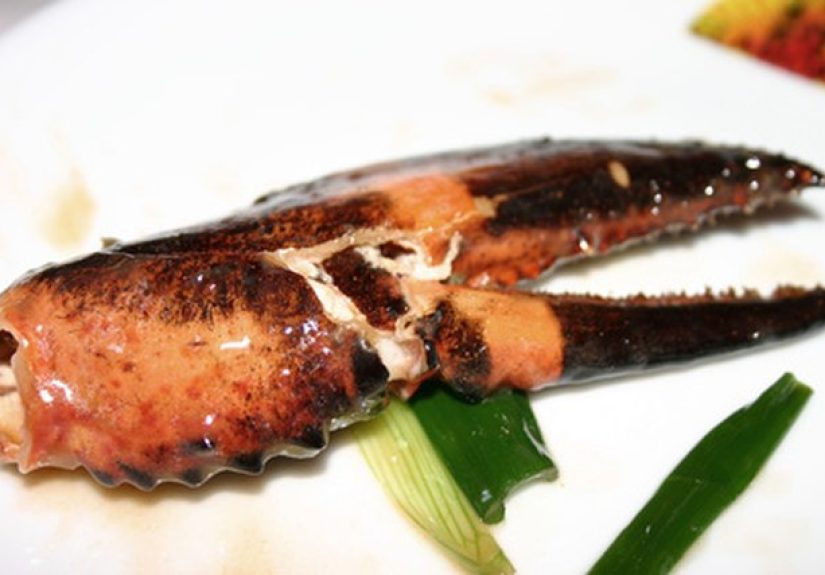 How to Boil Lobster Claws