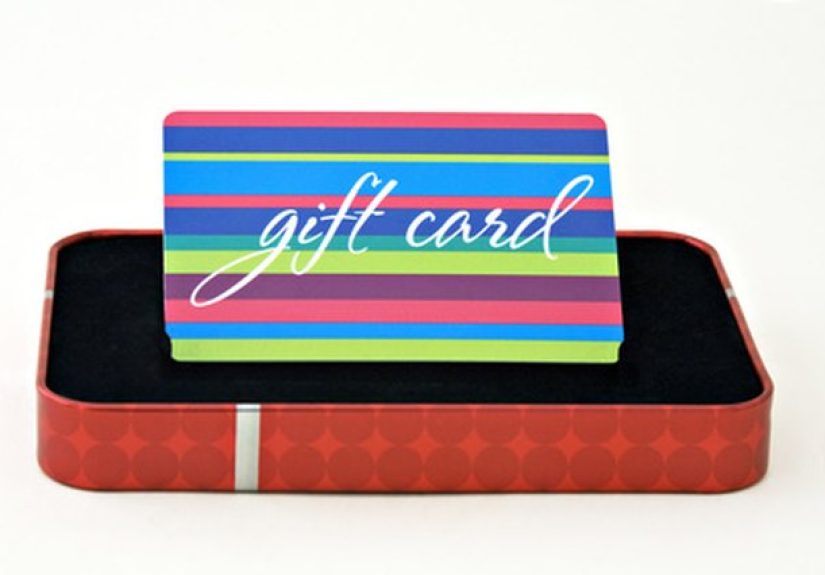 How To Make Online Airline Reservations With a Gift Card