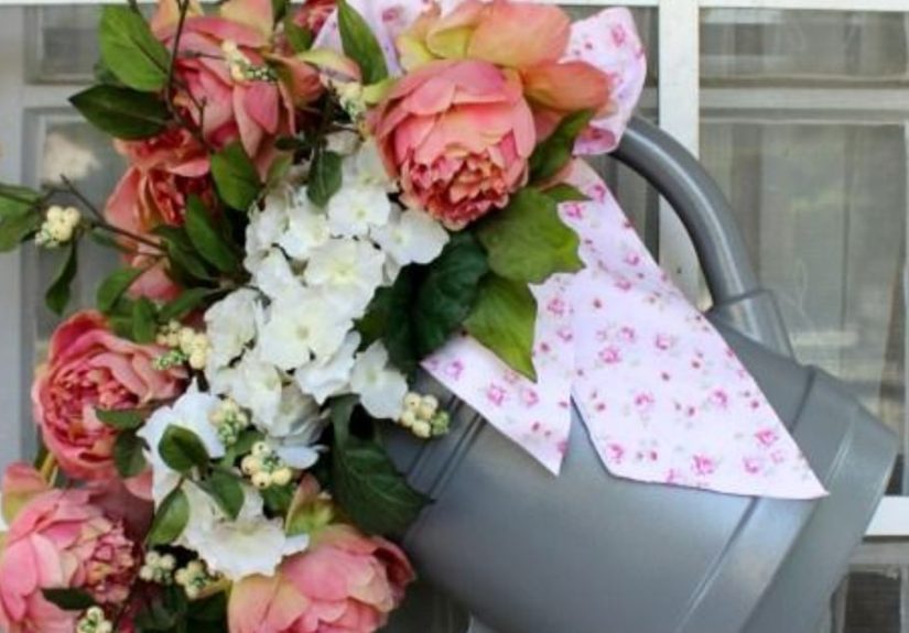 Repurposed Watering Can to Door Hanger