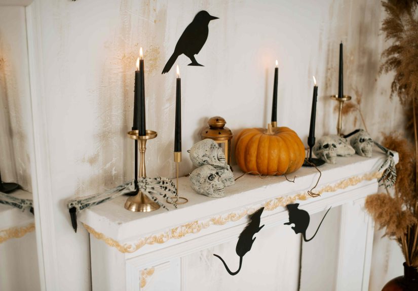 These “Tacky” Halloween Decorations Are Now Back in Style