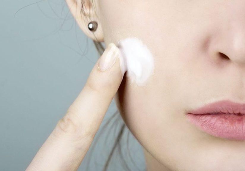 Choosing a Healthy Facial Moisturizer