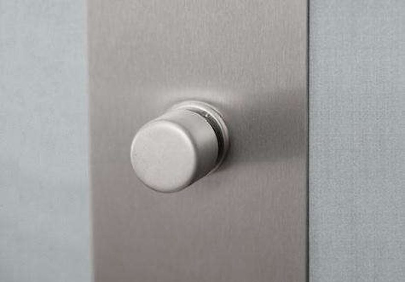 Fixtures & Fittings: Forbes & Lomax Light Controls